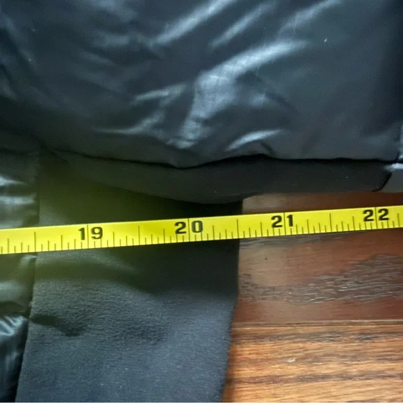 The North Face Women’s Terra Peak Quilted Puffer Jacket, size Medium, Black EUC - Picture 4 of 14